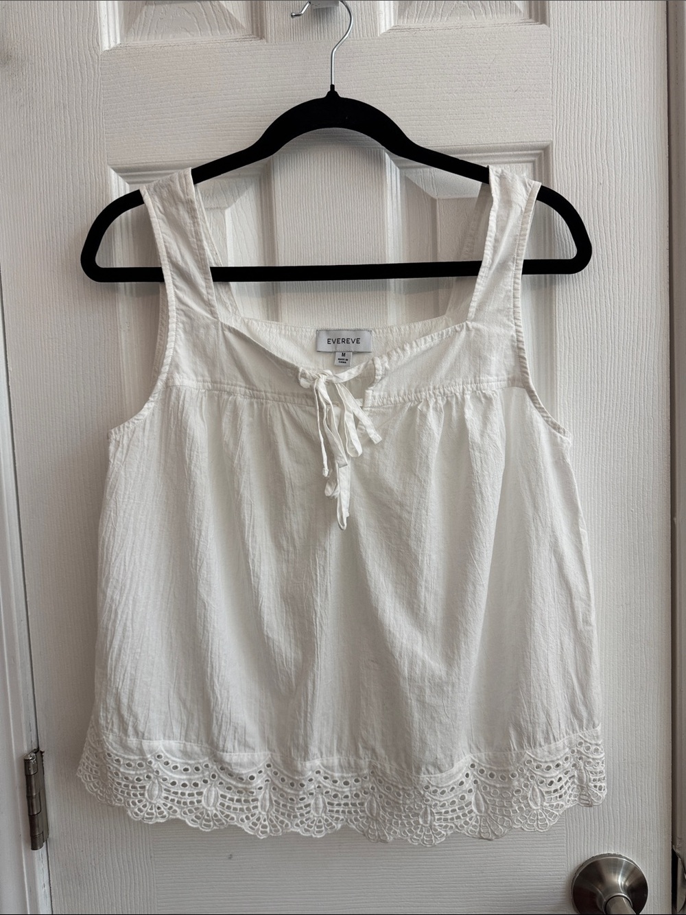 EVEREVE Eyelet Hem Cotton Tie Front Sleeveless Boho Cottagecore Top White Size M